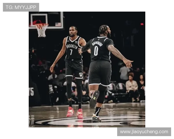 尼克斯主场鏖战篮网全场激战不断纽约德比再掀篮球热潮