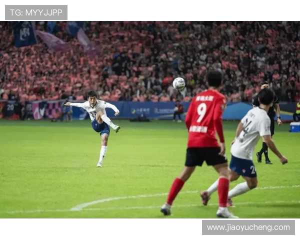 弗拉门戈迎战劲敌巅峰对决再燃绿茵赛场激情鏖战即将上演 弗拉门戈迎战劲敌巅峰对决再燃绿茵赛场激情鏖战即将上演