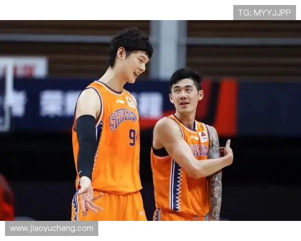 比分引领战局 聚焦精彩对决分析与关键时刻回顾