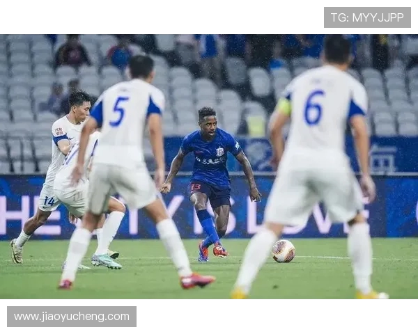 2017年中超联赛精彩对决申花与华夏激情碰撞赛场回顾 2017年中超联赛精彩对决申花与华夏激情碰撞赛场回顾